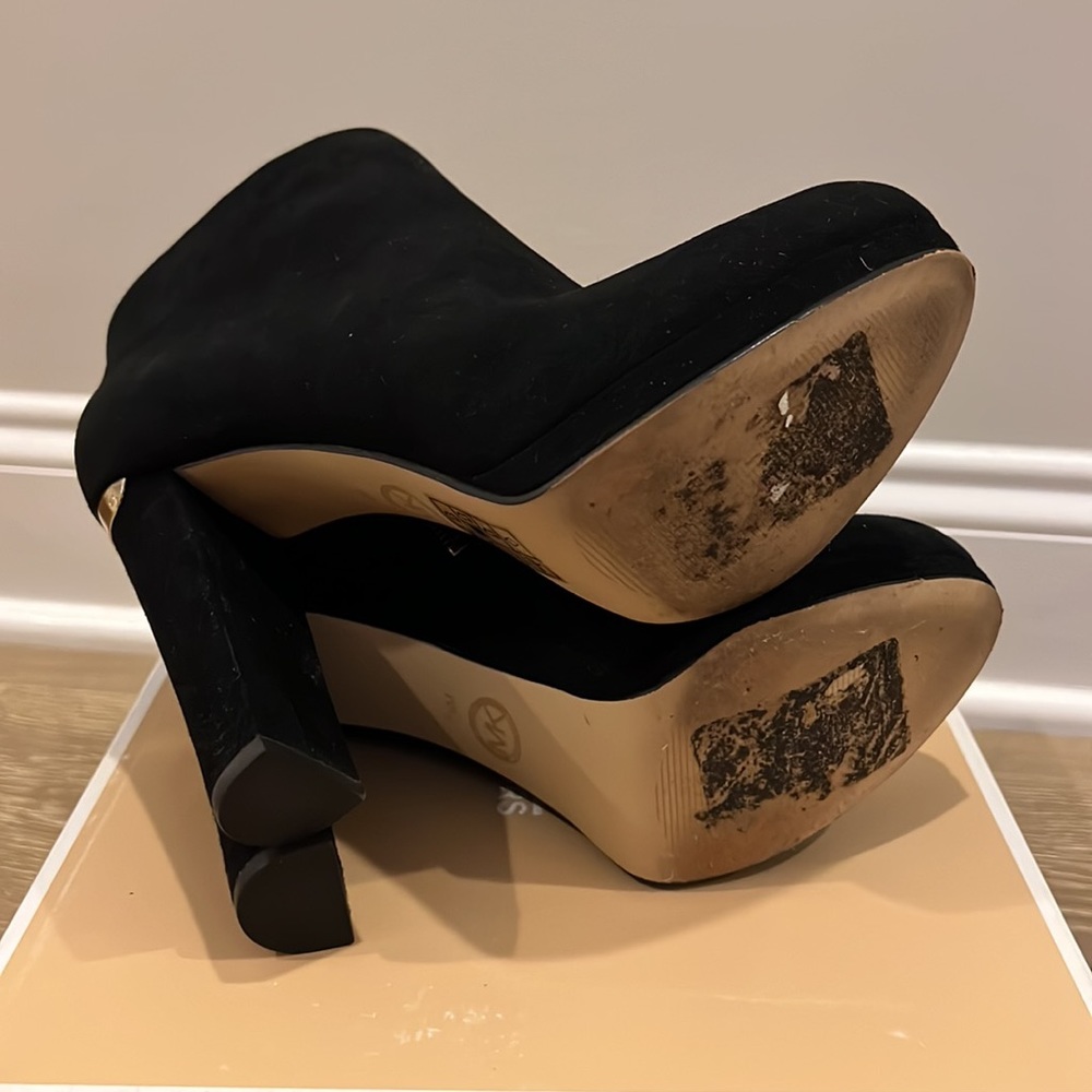 Excellent Condition Michael Kors Booties 7.5M - Picture 5 of 6